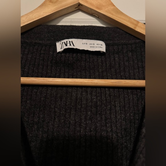 Zara cropped sweater - Picture 9 of 9